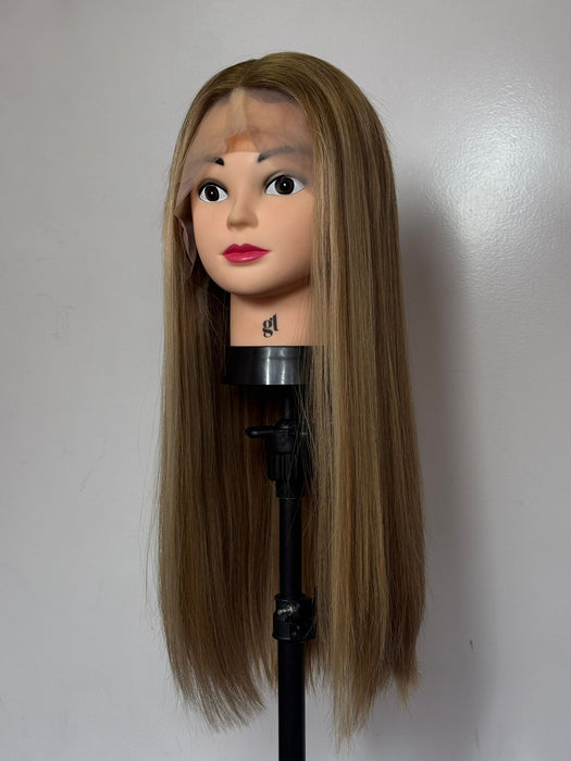 Anastasia 20 Inch Wig